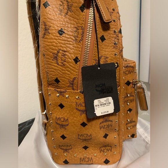 MCM Backpack Cognac Size M ⭐️ New with tags - Picture 3 of 12